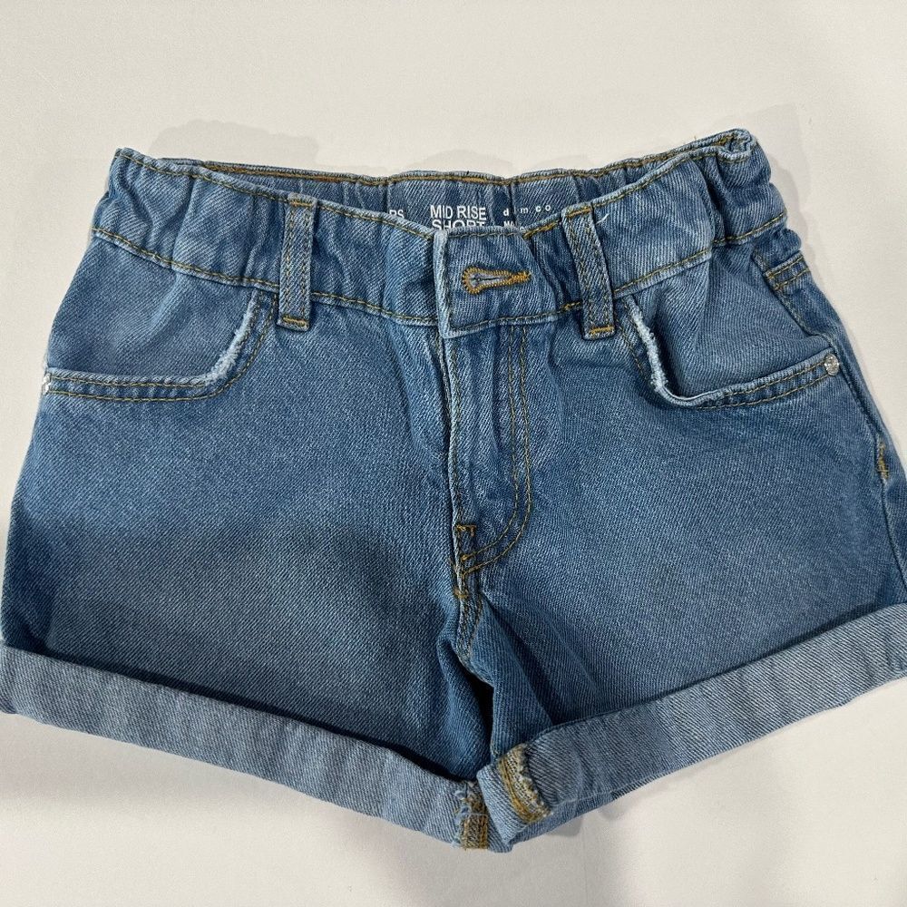 Denim & Co. Mid Rise Girl Short - Size 5/6 Years.